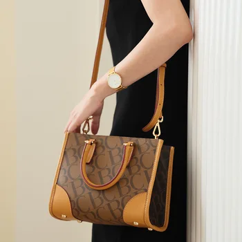 2023 Новые Высококачественные женские кожаные сумки с надписью Известного дизайнера, сумки через плечо, роскошные Модные повседневные сумки большой емкости