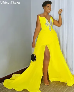 Желтые Атласные вечерние платья без рукавов трапециевидной формы с V-образным вырезом 2023, сексуальное платье для выпускного вечера с высоким разрезом, без бретелек, со шлейфом, с аппликацией из бисера