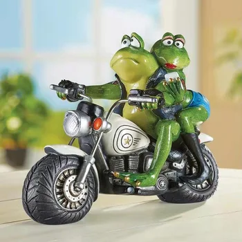 [Забавно] Пара лягушек Едет на мотоцикле, Ковбой, украшение сада, Статуя из смолы, модель, фигурка, игрушки, украшения, лучший подарок для детей